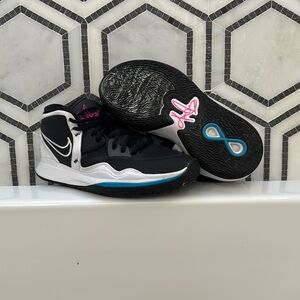 Kyrie Infinity Nike South Beach Men’s 6.5
